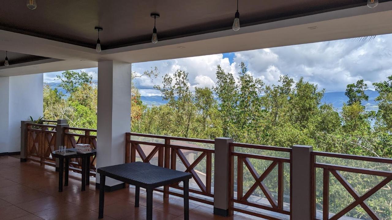 Bakawan Hideaway Resort And Restaurant Tomas Oppus 外观 照片